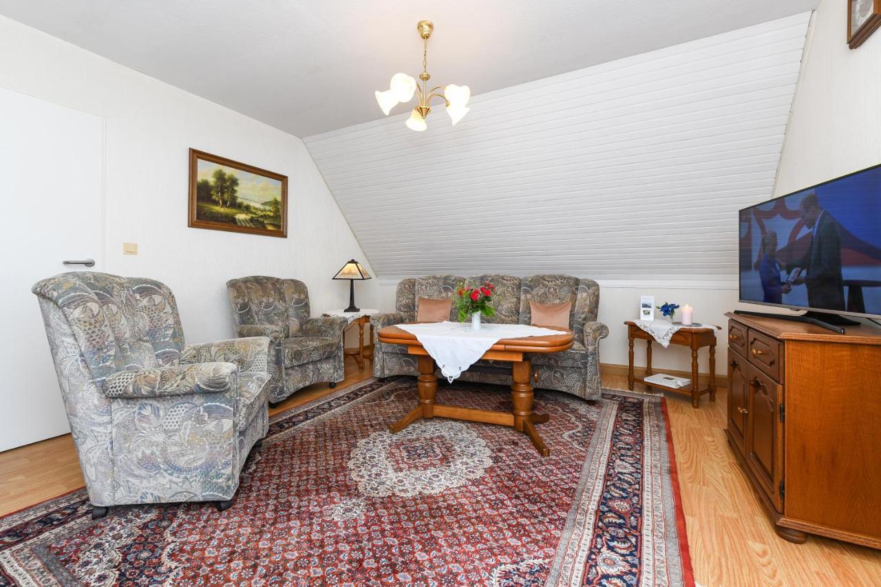 Ferienwohnung Im Haus Weinstock エセンス エクステリア 写真